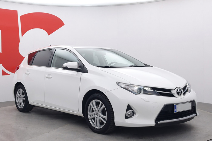 Toyota Auris vaihtoautot