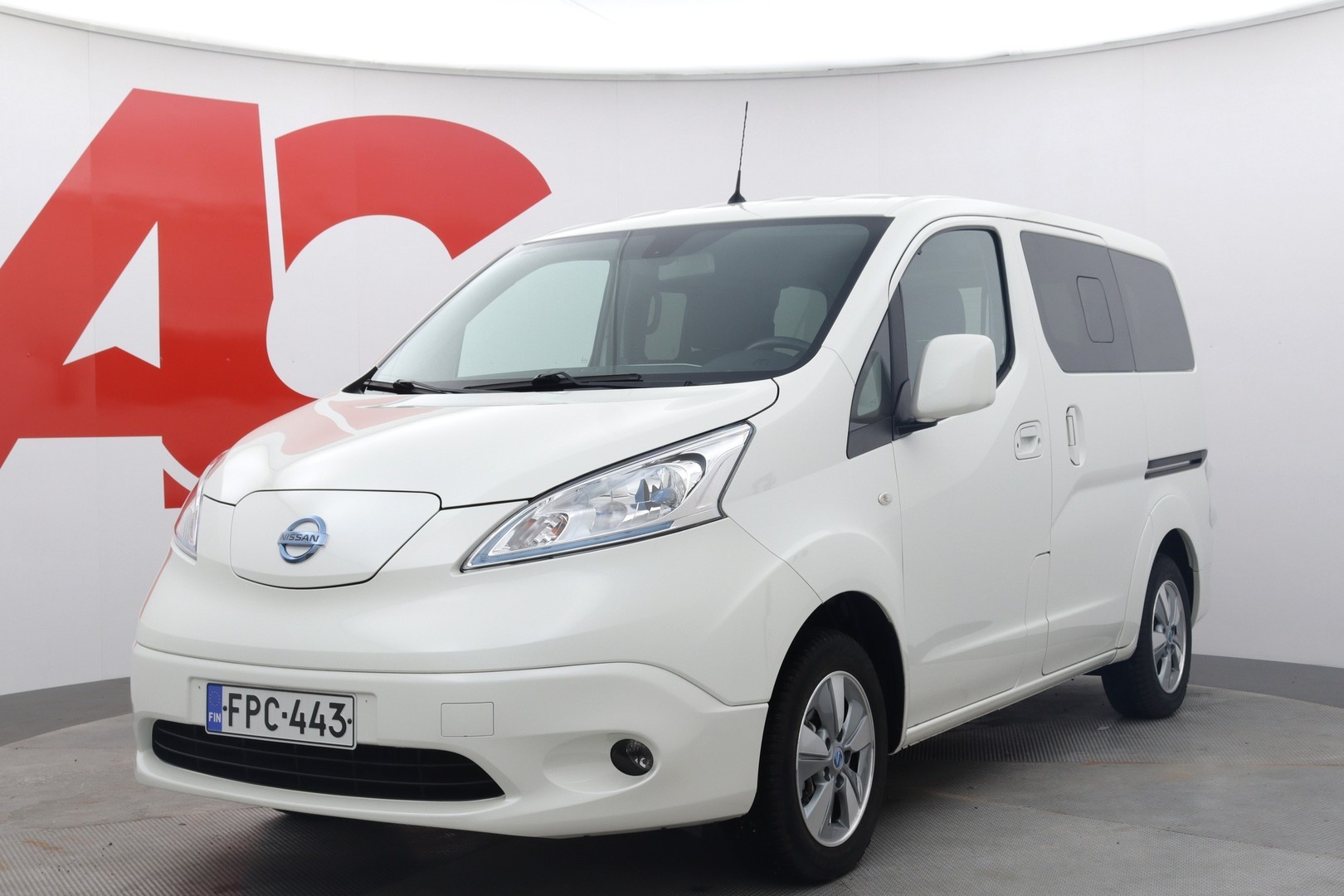 Nissan - e-NV200