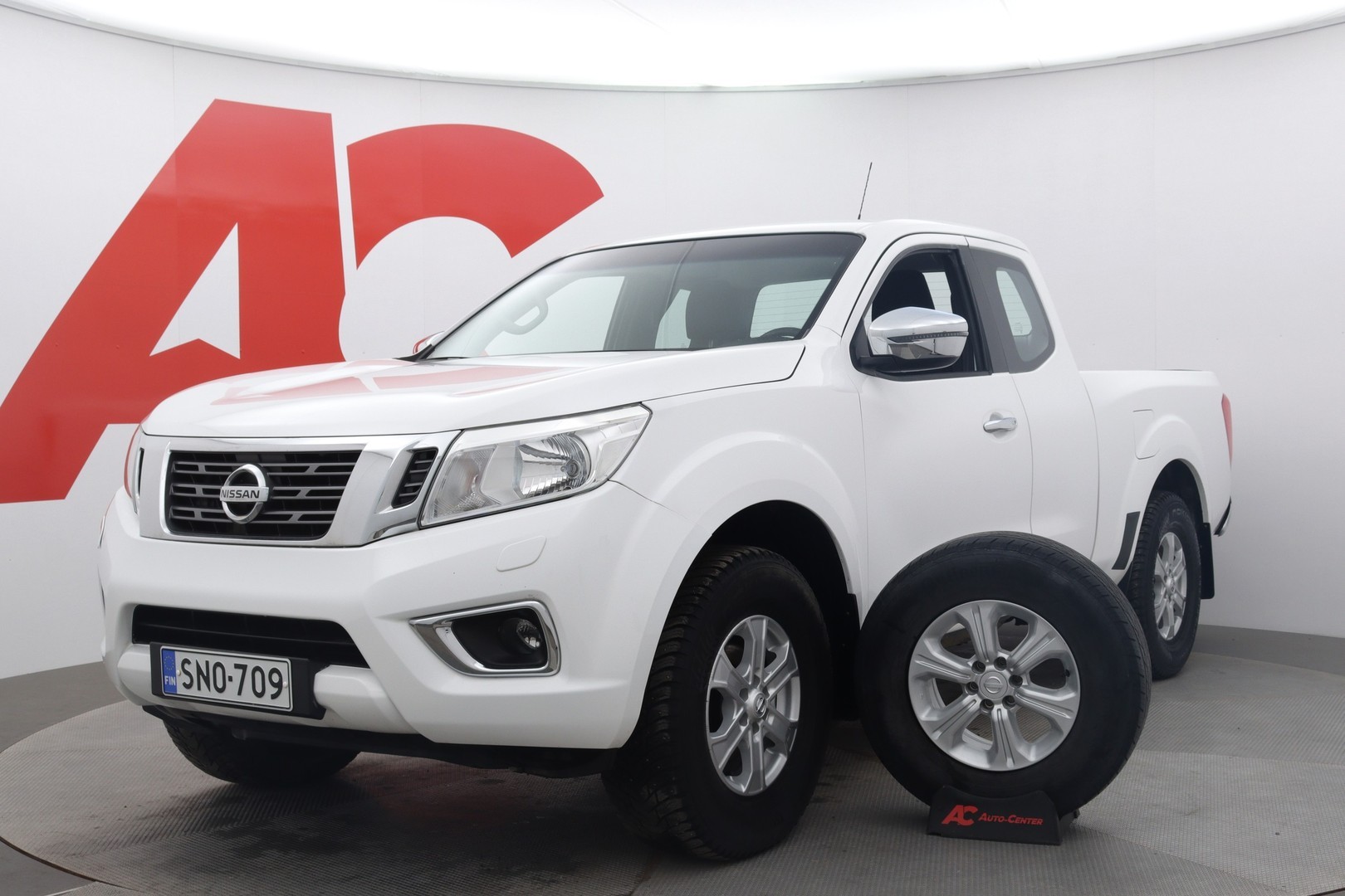 Nissan - Navara