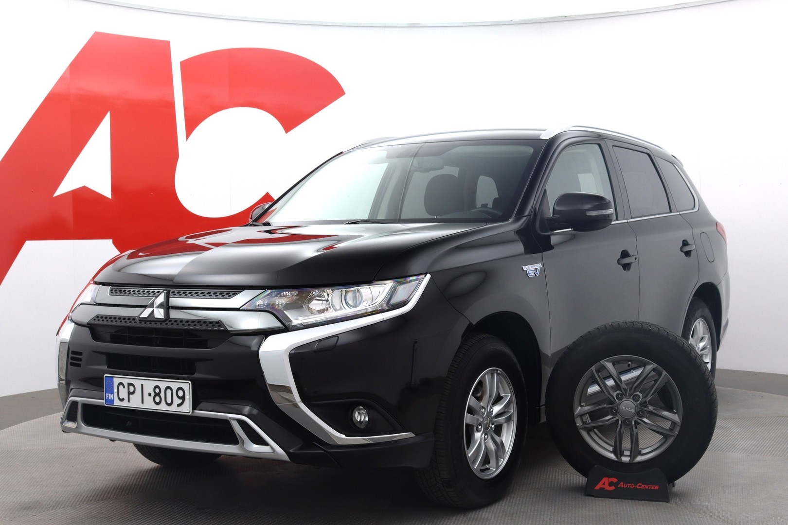 Mitsubishi - Outlander PHEV