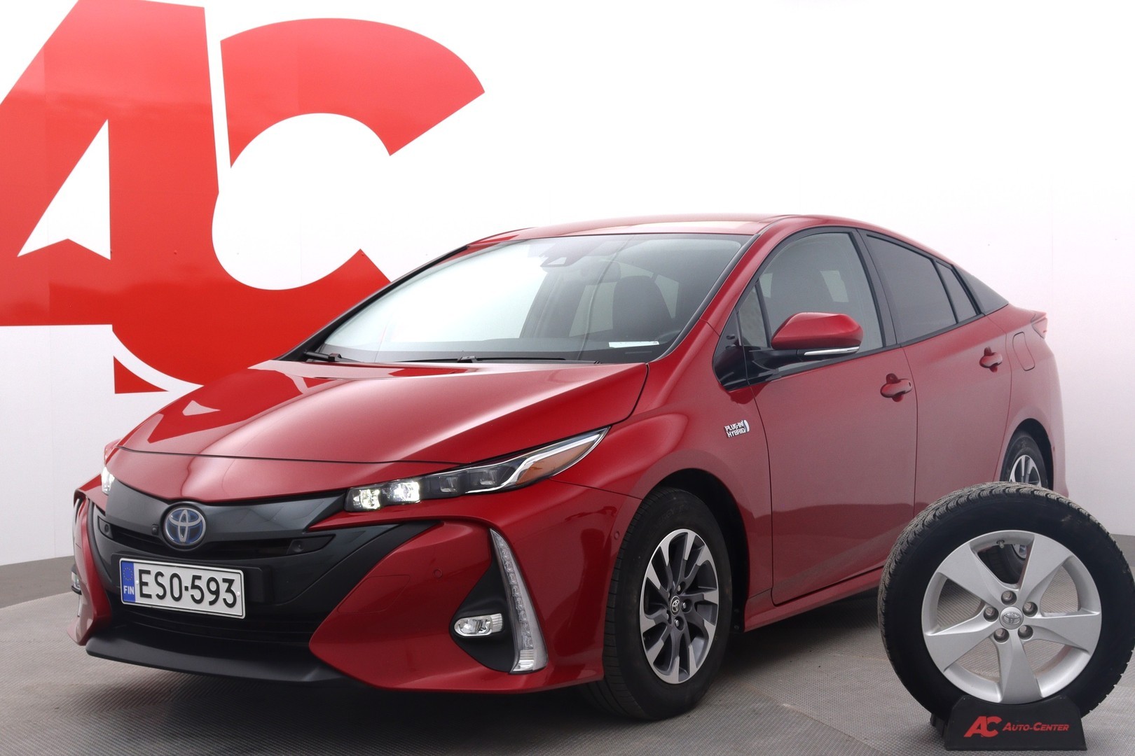 Toyota - Prius Plug-in