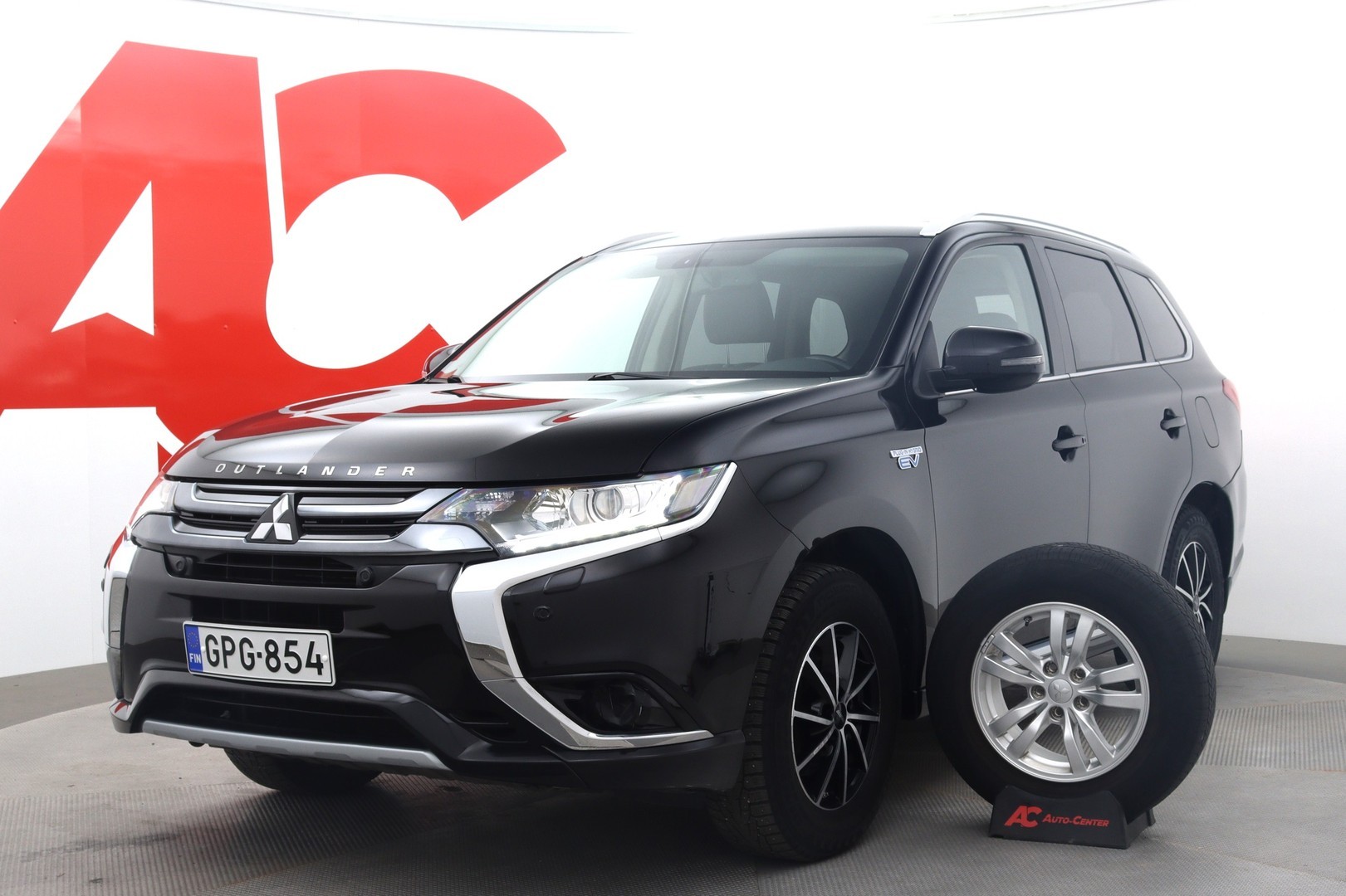 Mitsubishi - Outlander PHEV