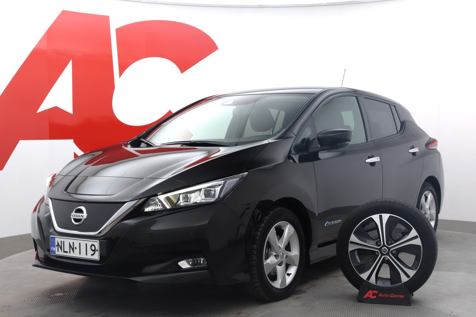 Nissan - Leaf