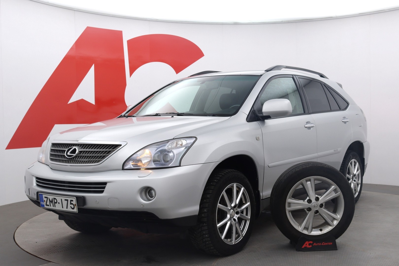 Lexus - RX
