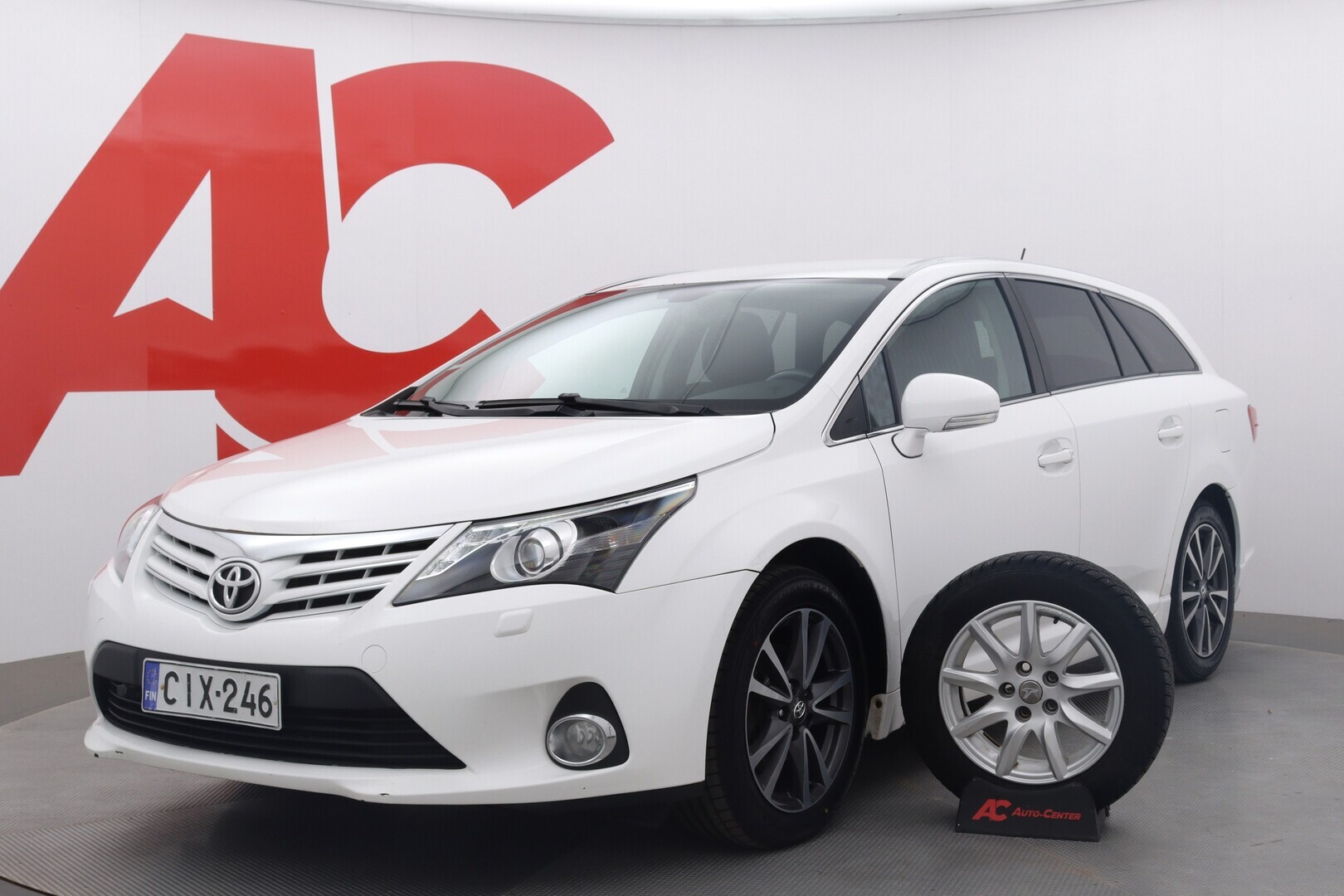 Toyota - Avensis