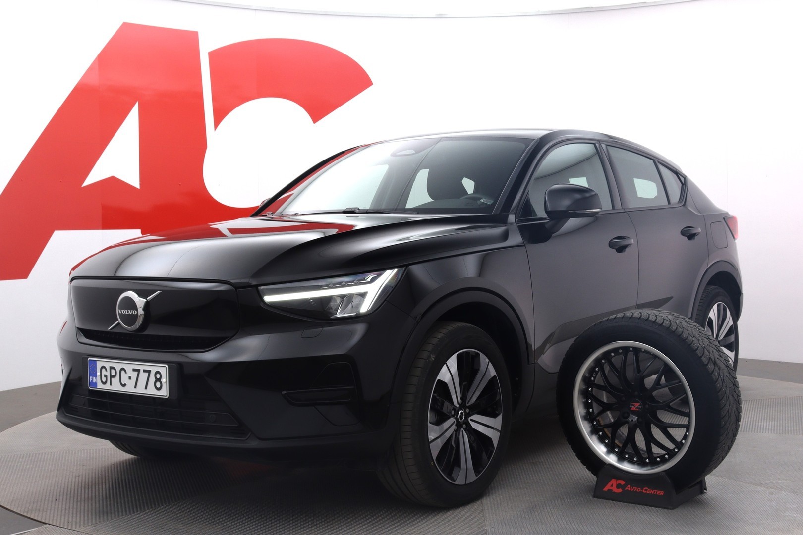 Volvo - C40