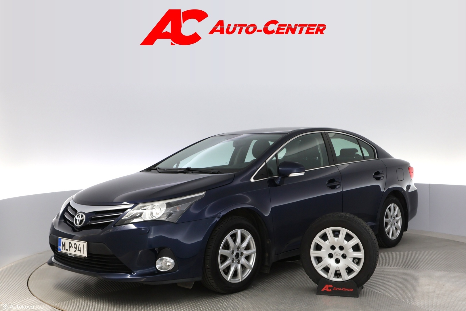 Toyota - Avensis