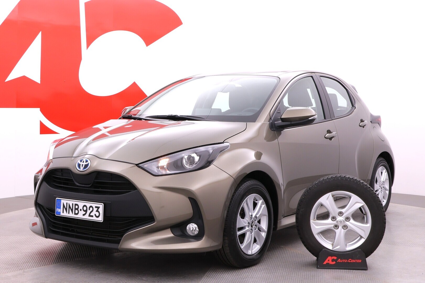 Nissan - Micra