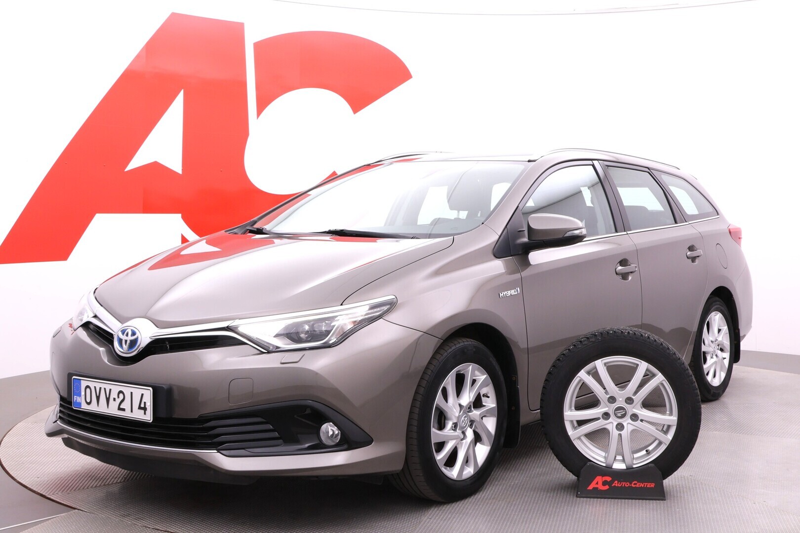 TOYOTA - Auris