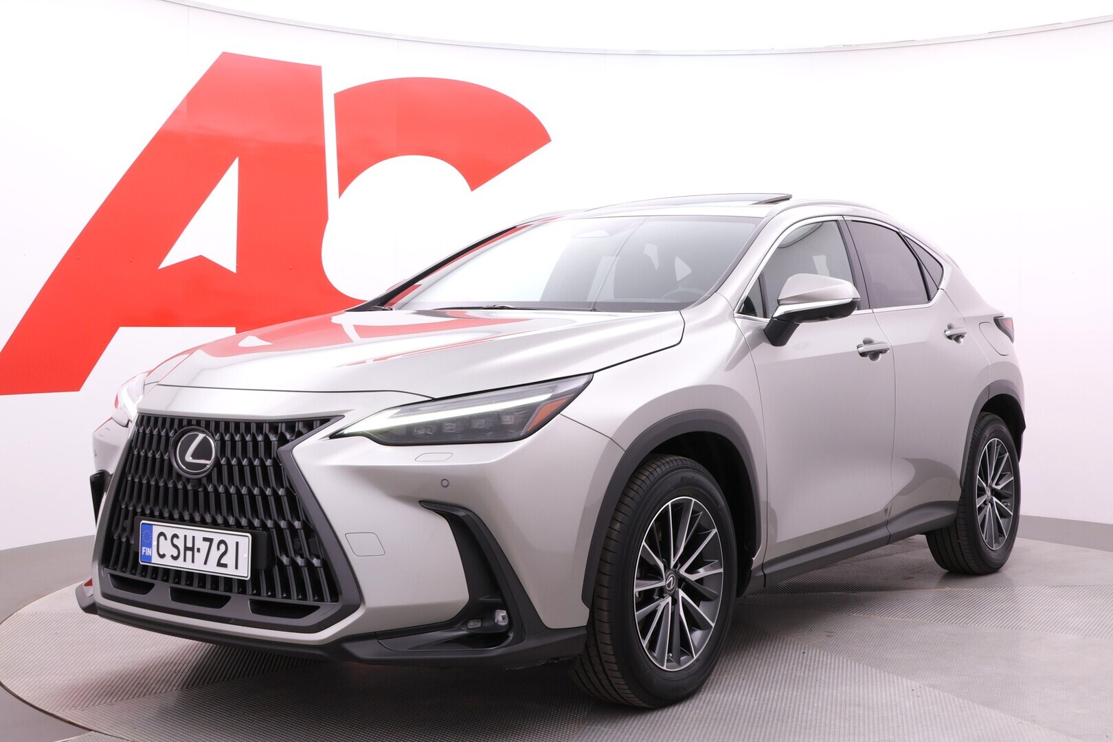 Lexus - NX
