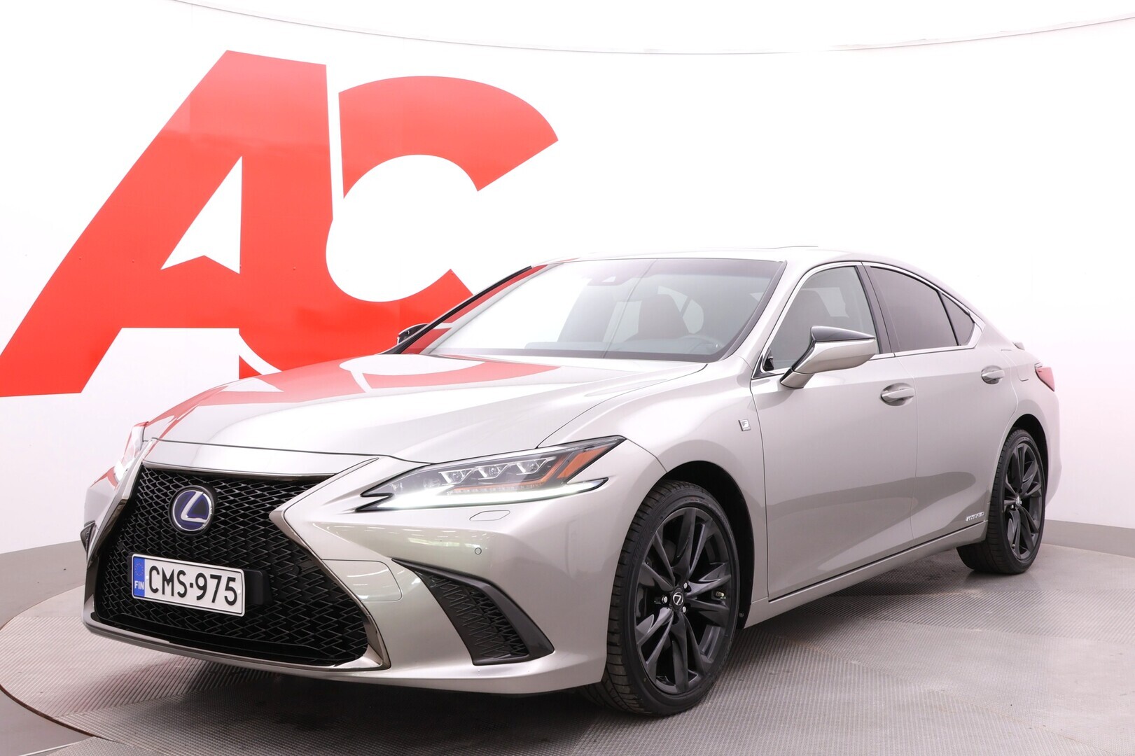 Lexus - ES