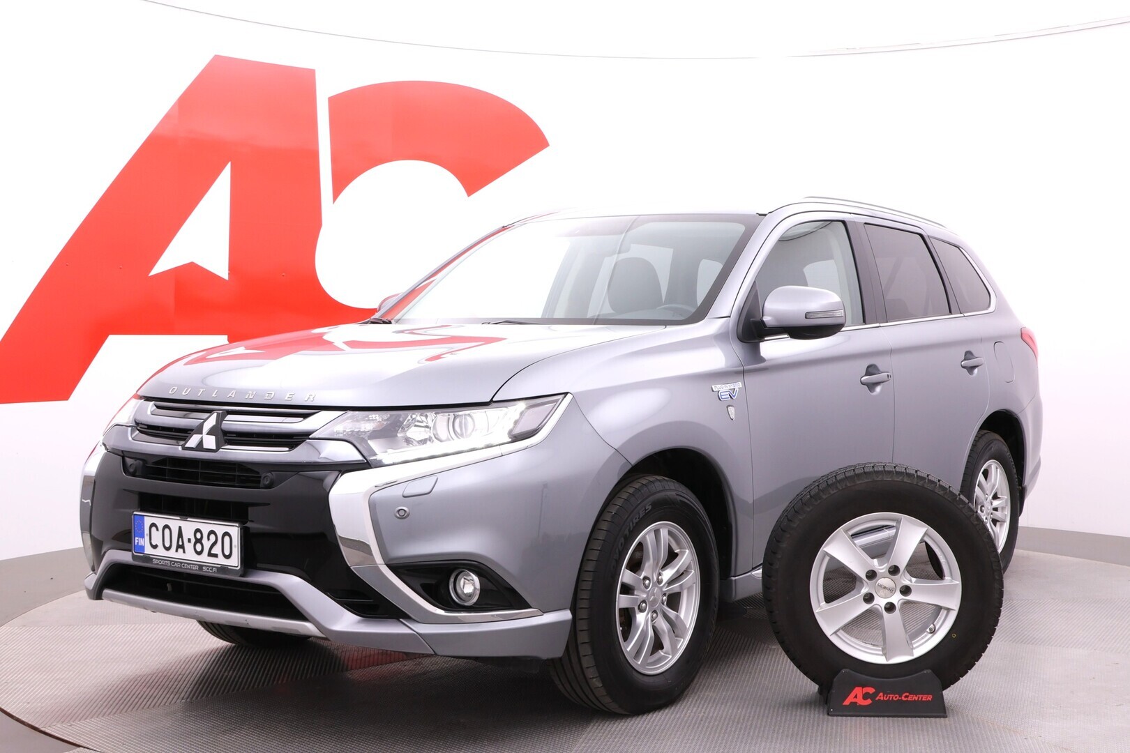 Mitsubishi - Outlander PHEV