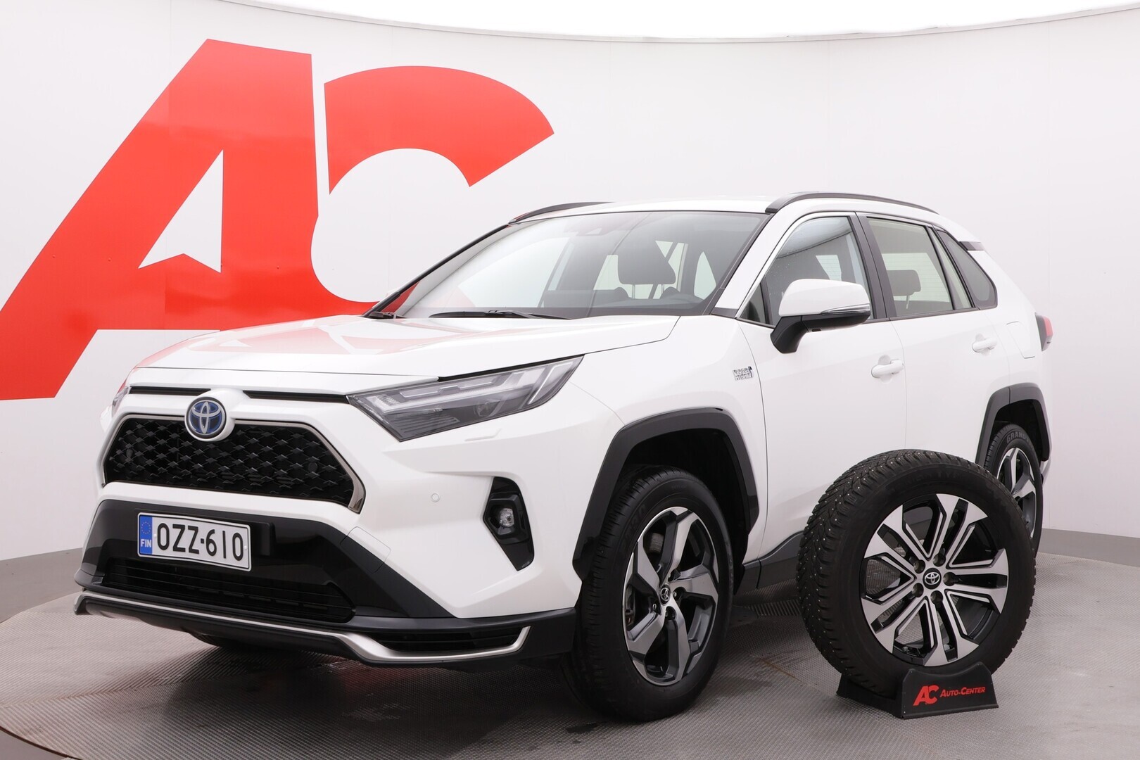Toyota - RAV4 Plug-in