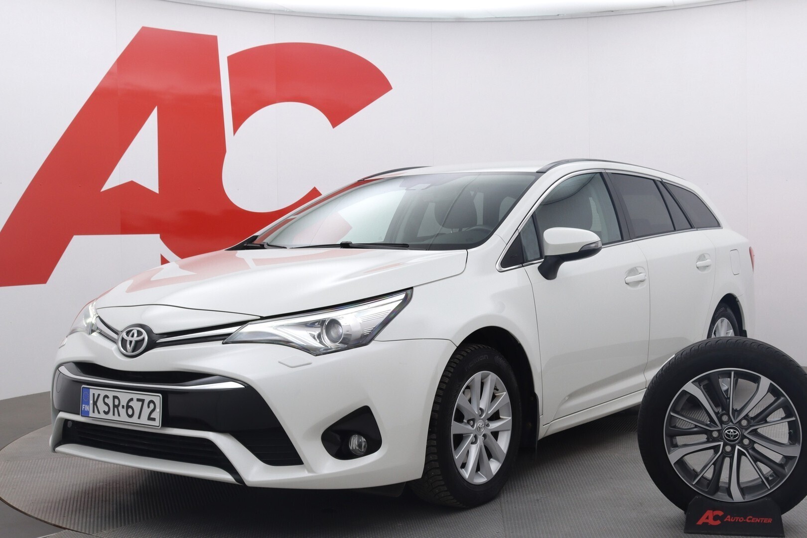 Toyota - Avensis