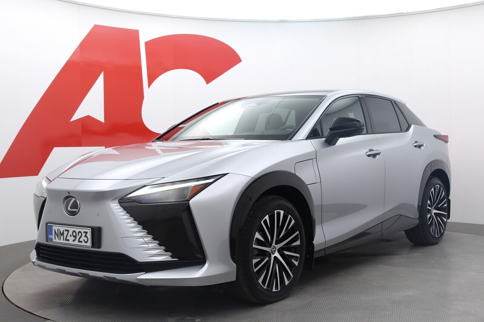 LEXUS - RZ