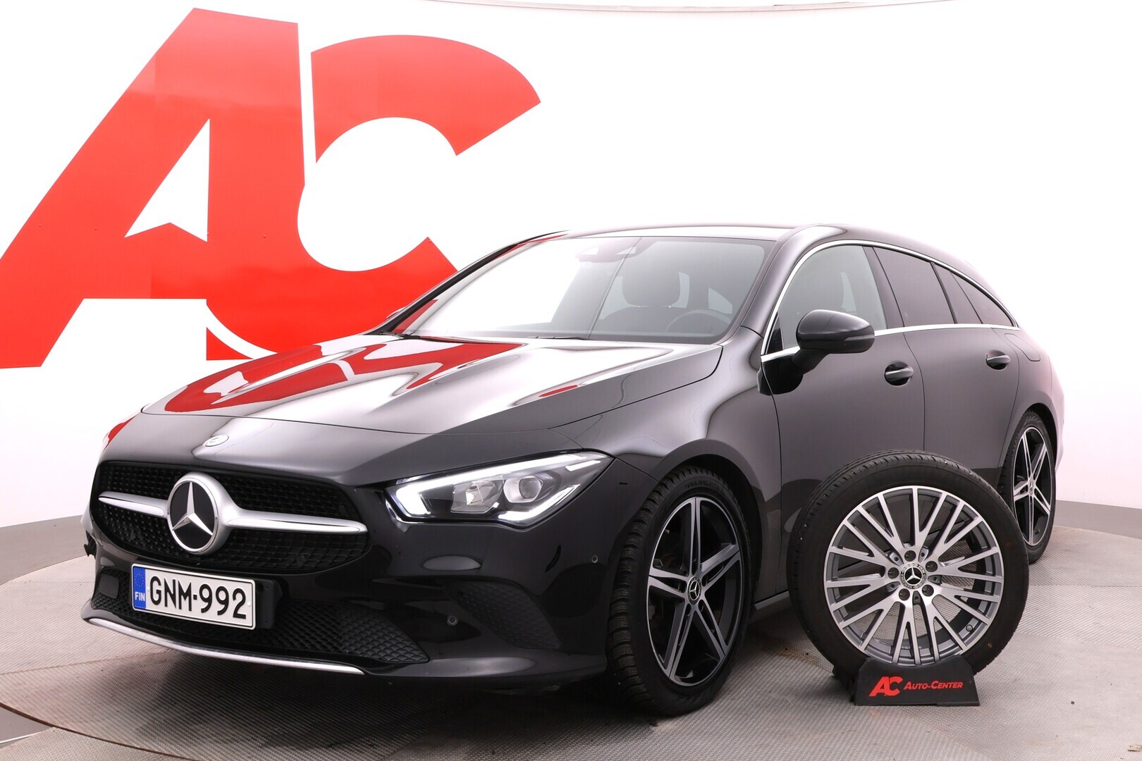 Mercedes-Benz - CLA