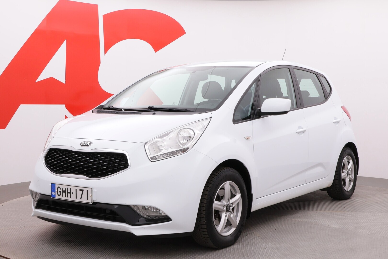 KIA - VENGA