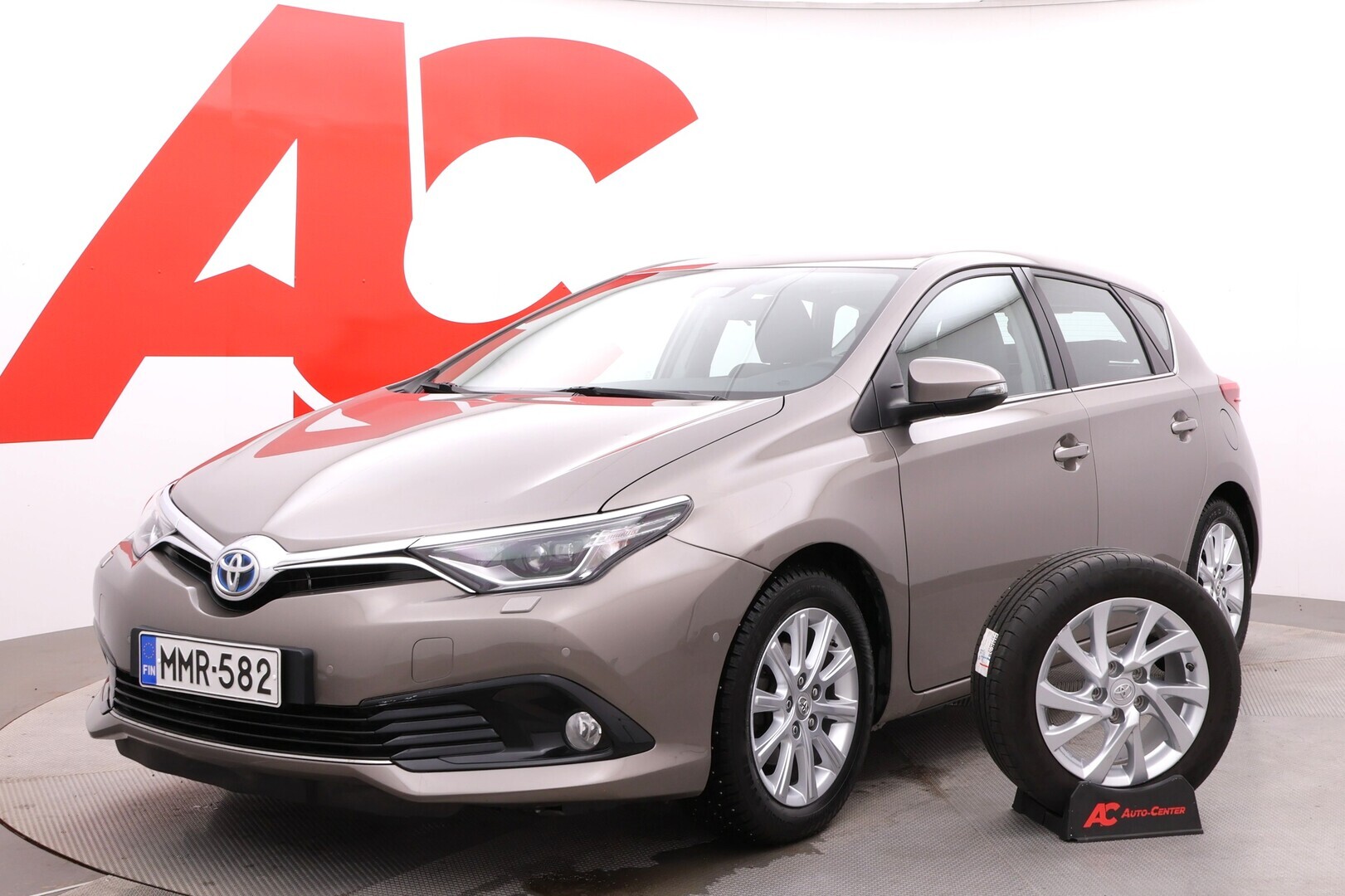 Toyota - Auris