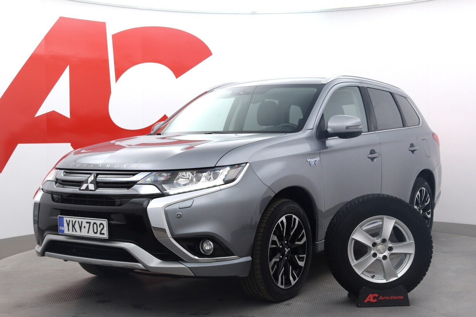 Mitsubishi - Outlander PHEV