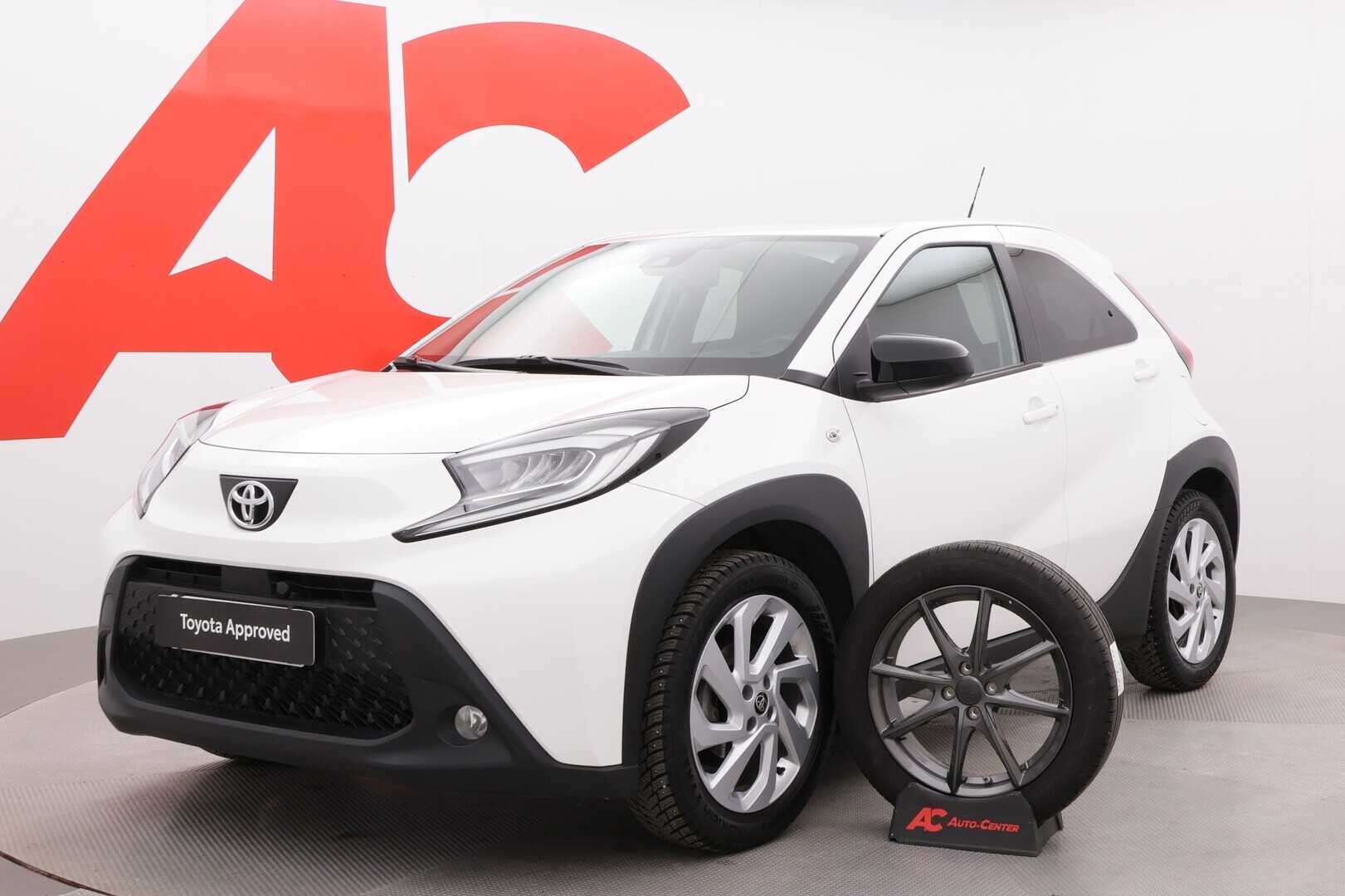 Toyota - Aygo X
