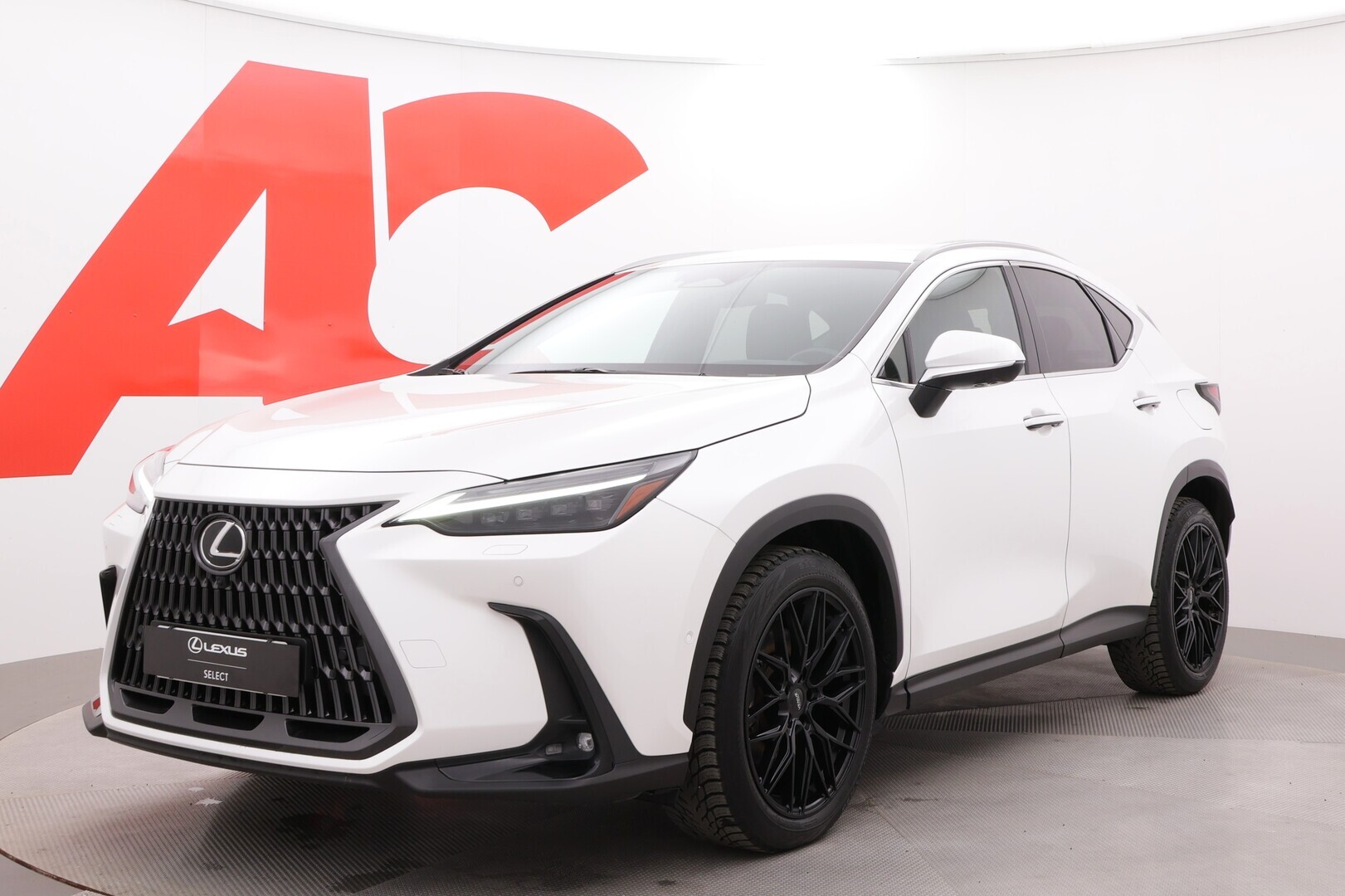 Lexus - NX
