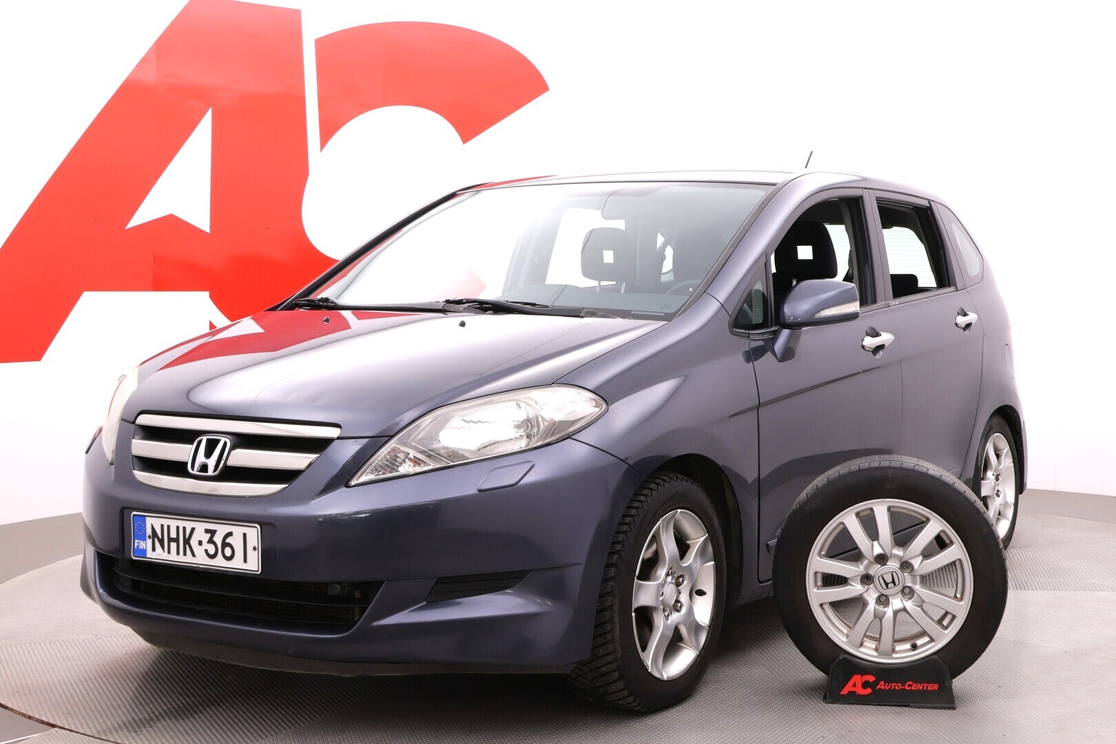 Honda - FR-V