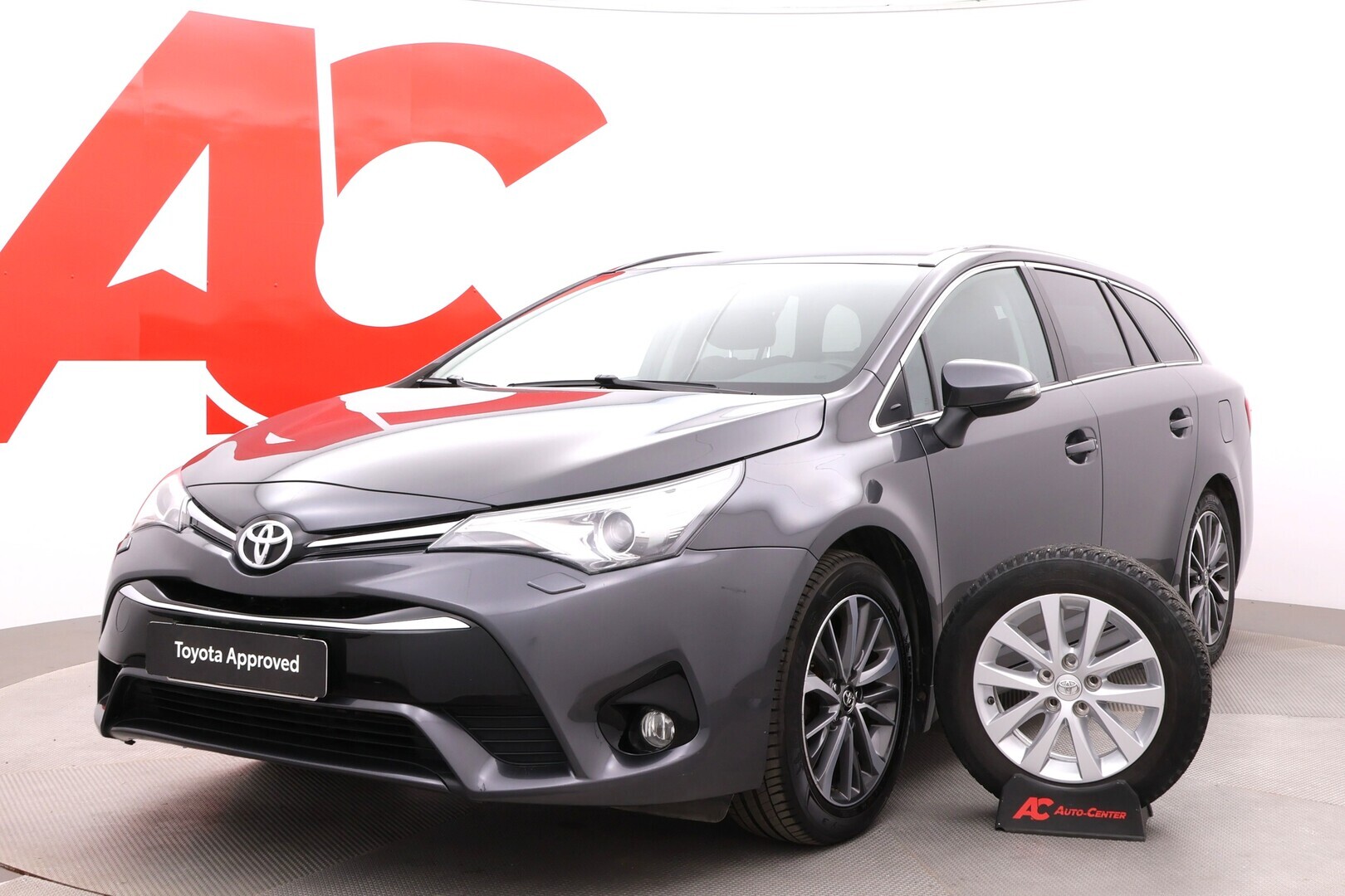 Toyota - Avensis