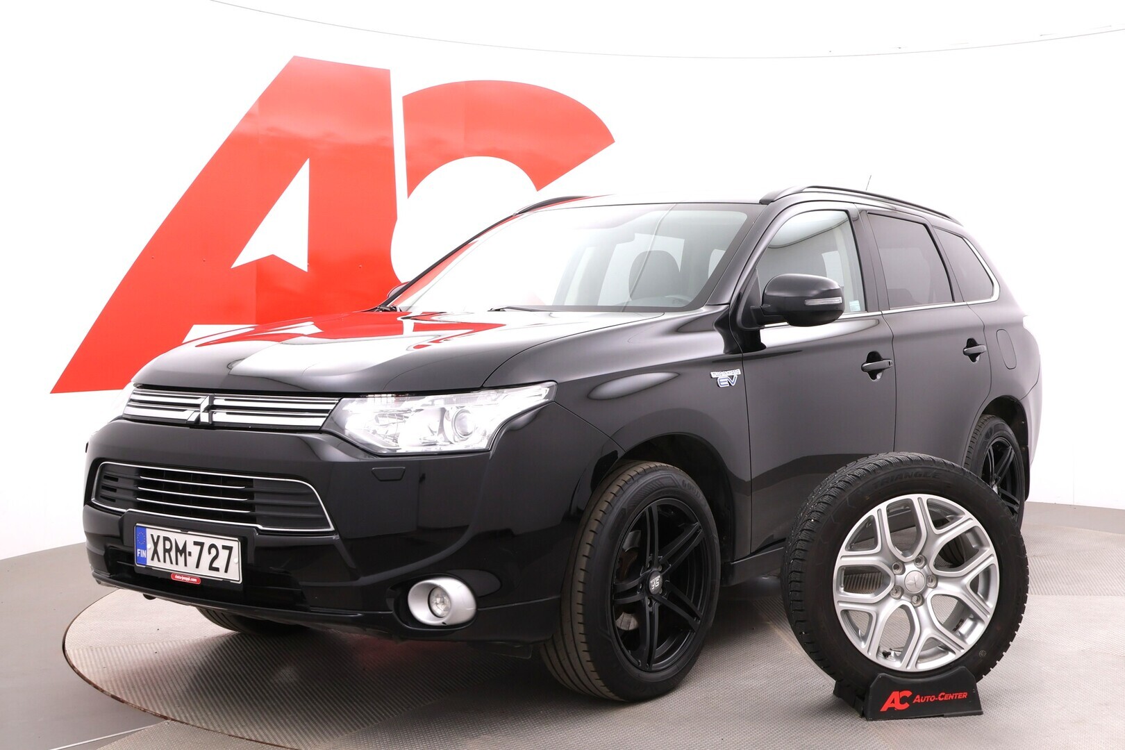 Mitsubishi - Outlander PHEV