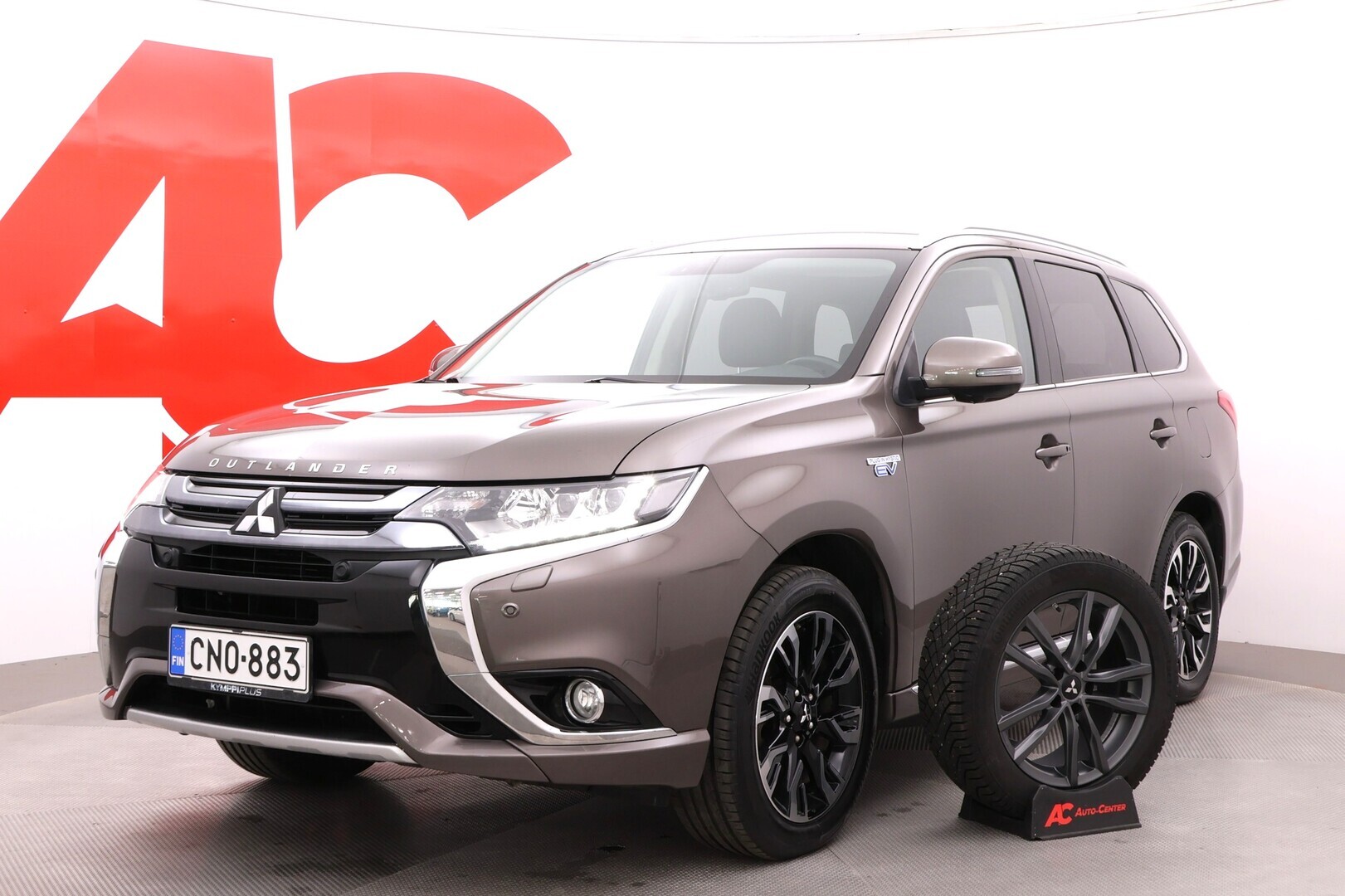 Mitsubishi - Outlander PHEV