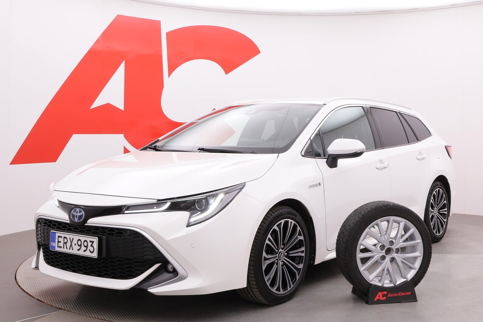 TOYOTA - Corolla
