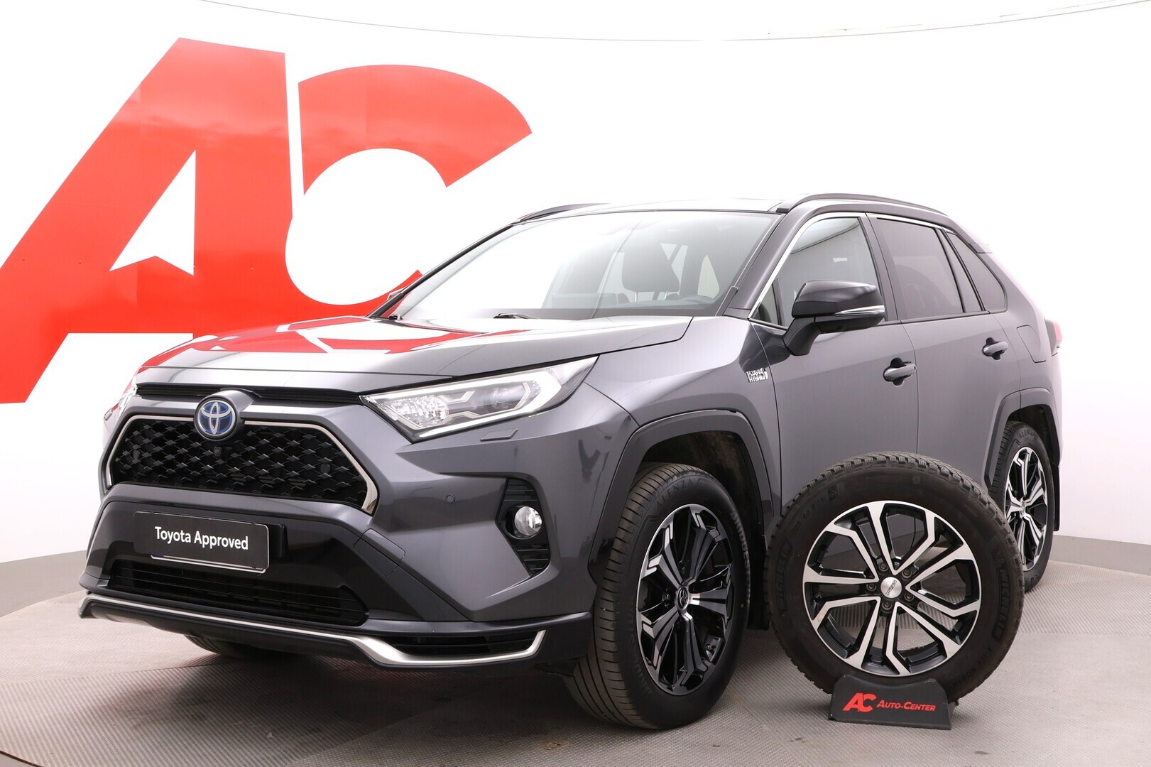 Toyota - RAV4 Plug-in