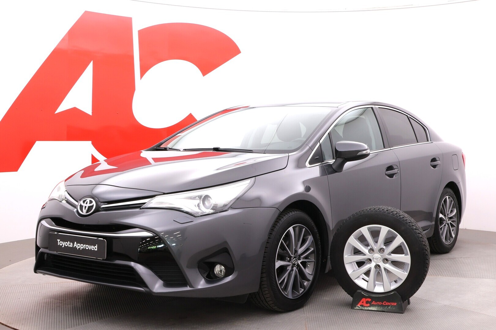 Toyota - Avensis