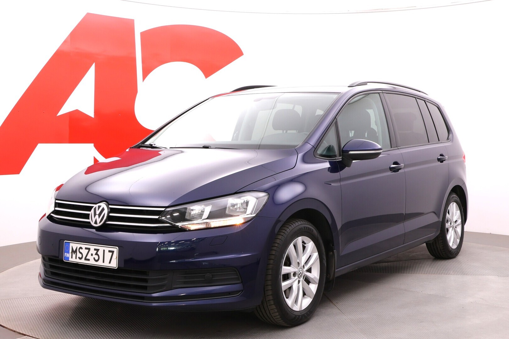 Volkswagen - Touran