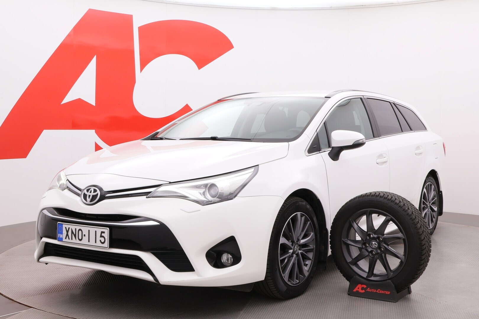 Toyota - Avensis