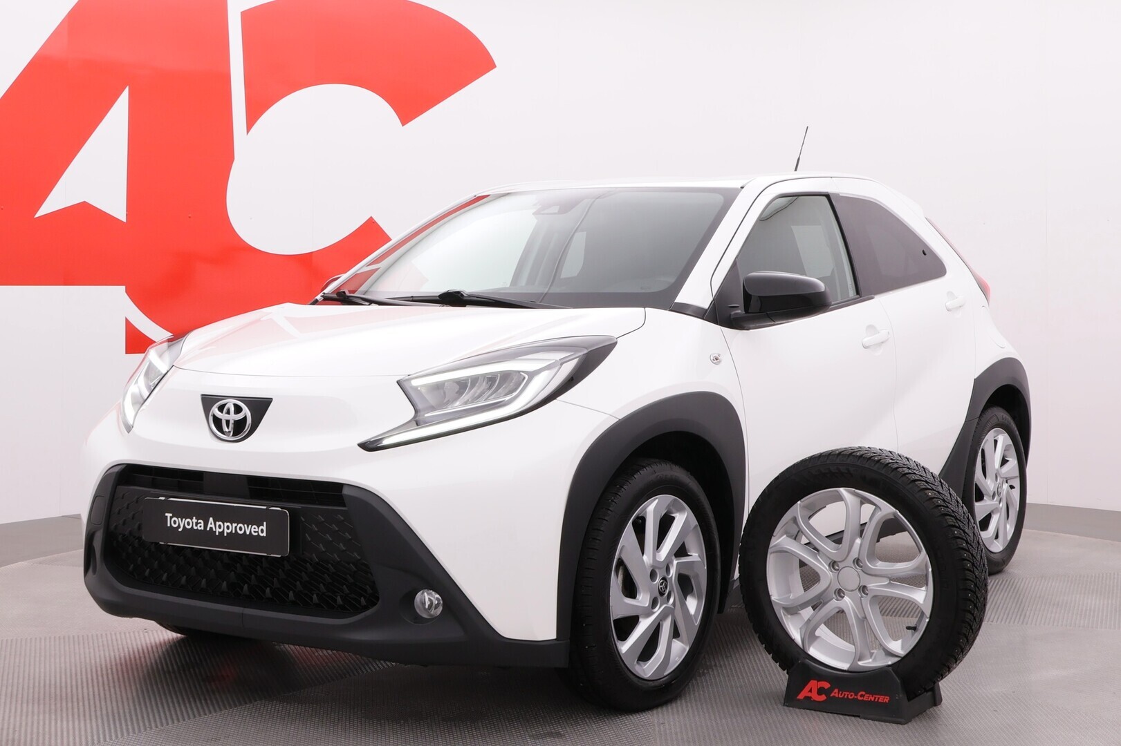 Toyota - Aygo X