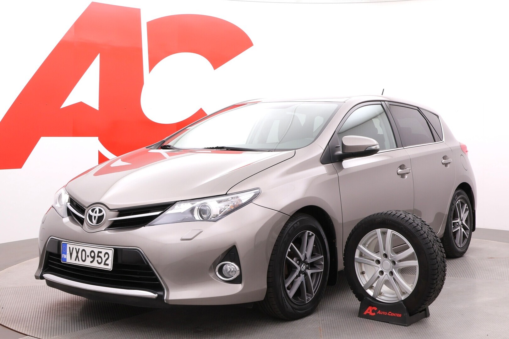 Toyota - Auris