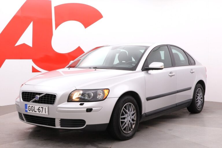 Volvo - S40
